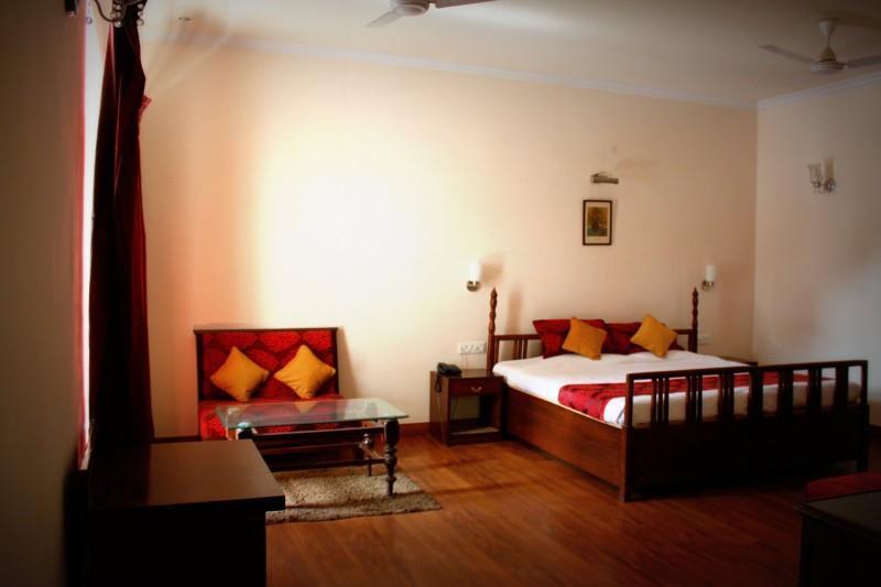 Hotel Harsh Ananda Αλλαχαμπάντ Δωμάτιο φωτογραφία